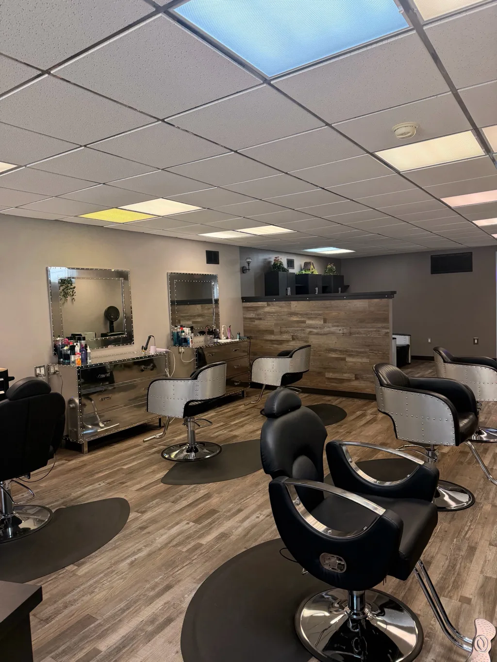 Salon floor with styling chairs